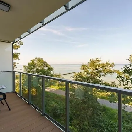 Next To The With Sea View Ustronie Morskie